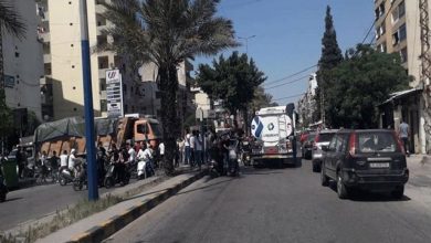 لبنان يرد على فيديو الاعتداء على شاحنات سورية محملة بالمواد الغذائية لسوريا
