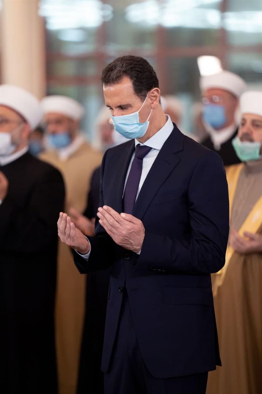 الرئيس لأسد يشارك في إحياء ذكرى المولد النبوي الشريف