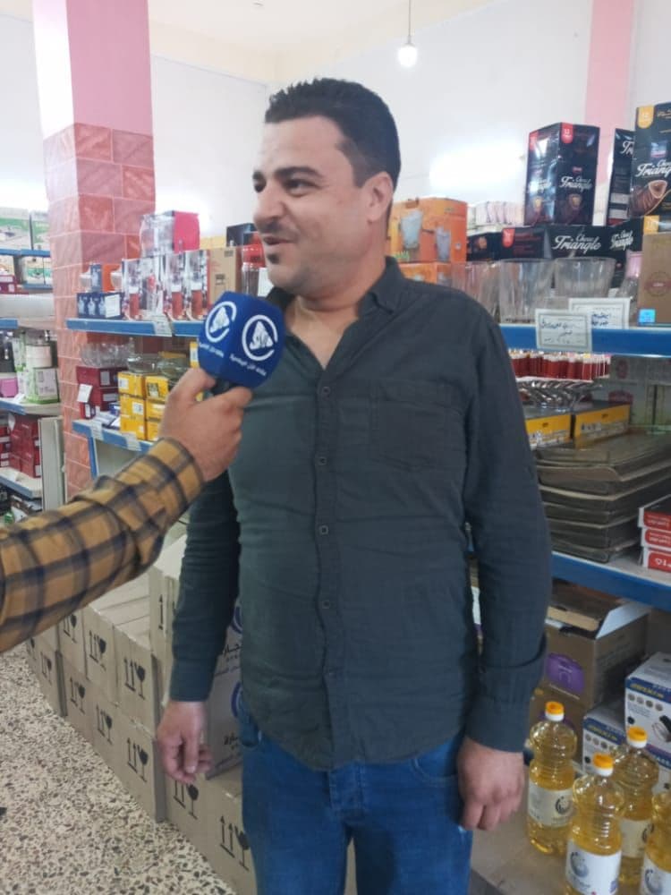 توزيع مادة الزيت في صالات السورية للتجارة بريف دمشق