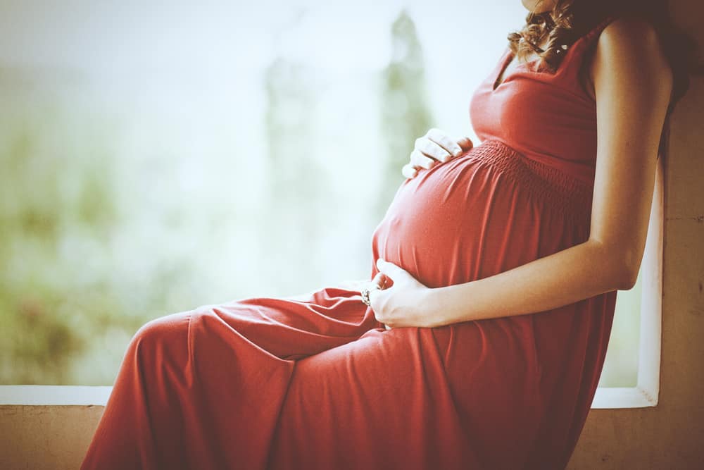 دراسة تحذر من استهلاك النساء الحوامل لمسكنات الآلم
