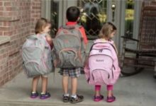 تخفيف وزن الحقيبة المدرسية